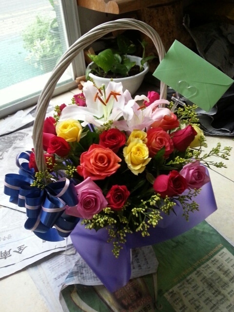 8��4��(������)