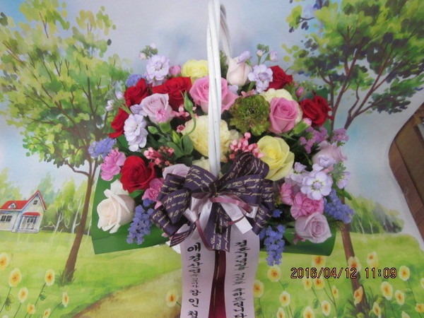 4��12��(ȭ����)